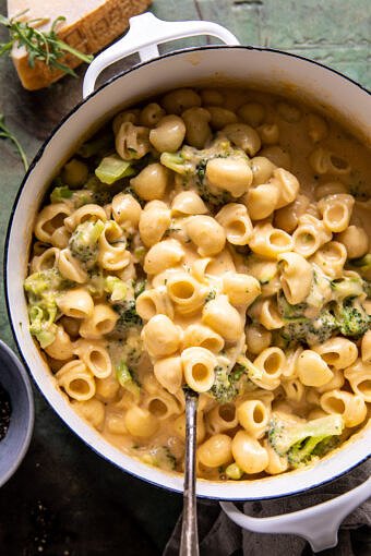 One Pot Stove-Top Mac and Cheese | halfbakedharvest.com